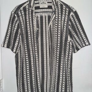 Hollister Men's Black and White Patterned Shirt